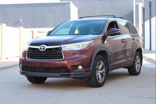 2015 Toyota Highlander LE