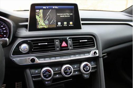 2019 Genesis G70 3.3T Advanced