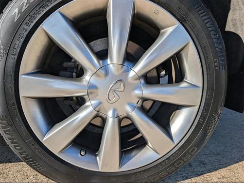 2017 INFINITI QX50 Base