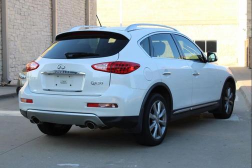 2017 INFINITI QX50 Base