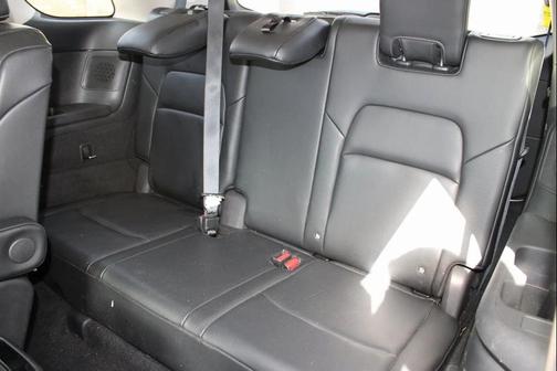 2022 Nissan Pathfinder SL 4WD