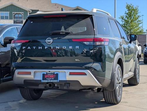 2025 Nissan Pathfinder SL FWD