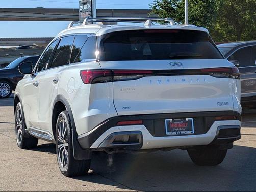 Majestic White 2025 INFINITI QX60 SENSORY