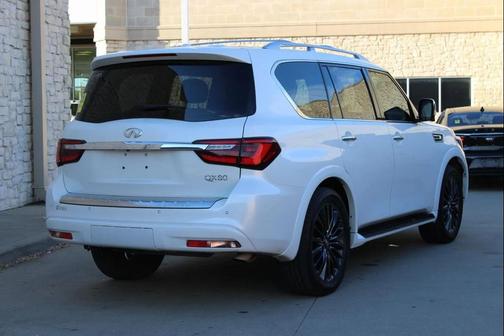 2022 INFINITI QX80 SENSORY