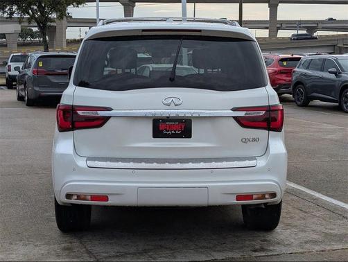 2022 INFINITI QX80 SENSORY