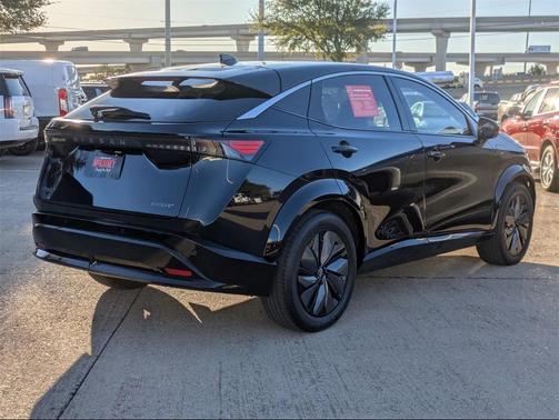 2025 Nissan ARIYA EVOLVE+