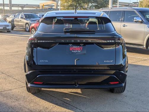2025 Nissan ARIYA EVOLVE+