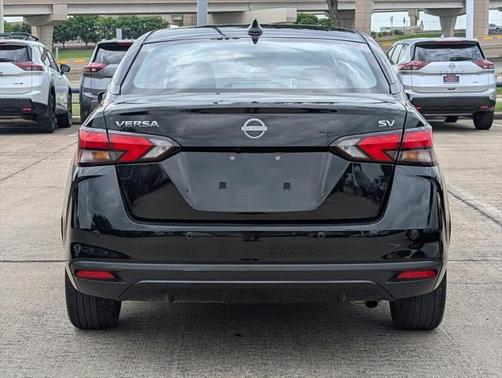 2024 Nissan Versa 1.6 SV