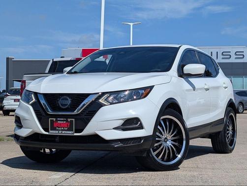 Glacier White 2020 Nissan Rogue Sport S