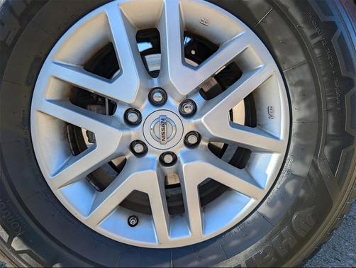 2017 Nissan Frontier SV