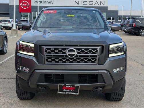 2024 Nissan Frontier SL
