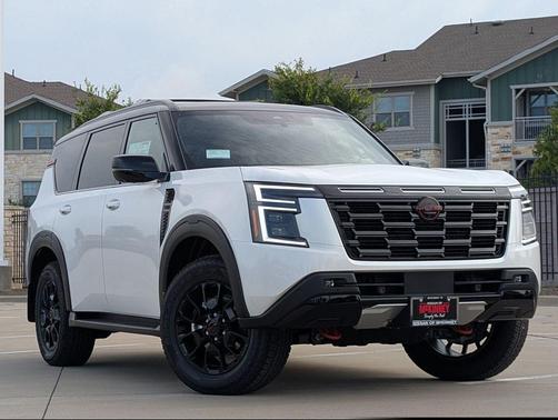 Aspen White Tricoat/Super Black 2026 Nissan Armada PRO-4X