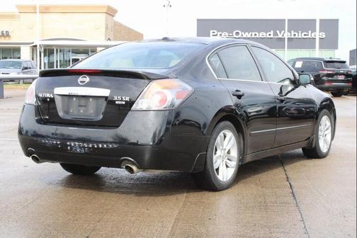 2011 Nissan Altima 3.5 SR