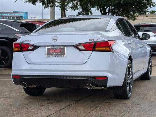 2025 Nissan Altima SR FWD