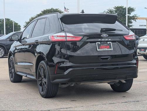 Agate Black Metallic 2024 Ford Edge ST Line