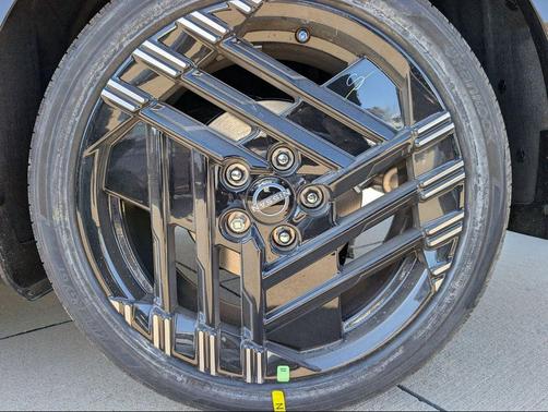 Super Black 2026 Nissan Sentra SR