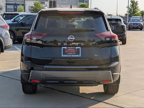 2025 Nissan Rogue SL