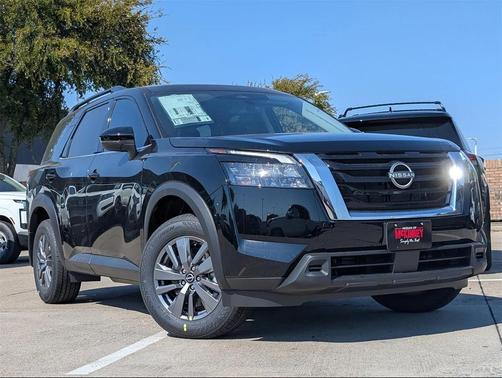 2025 Nissan Pathfinder SV FWD