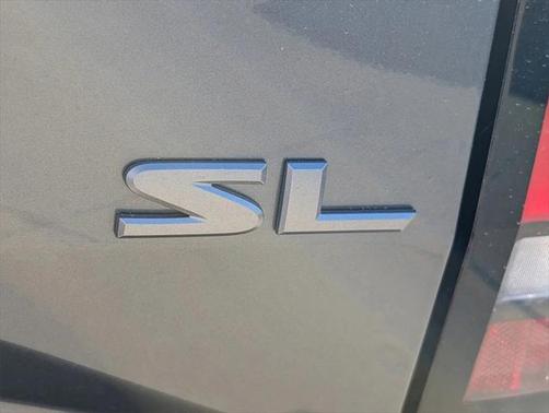 2025 Nissan Frontier SL