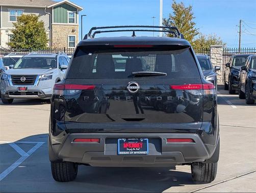 2025 Nissan Pathfinder SV FWD