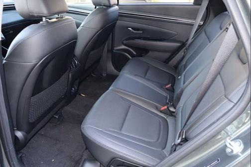 Amazon Gray 2022 Hyundai TUCSON SEL