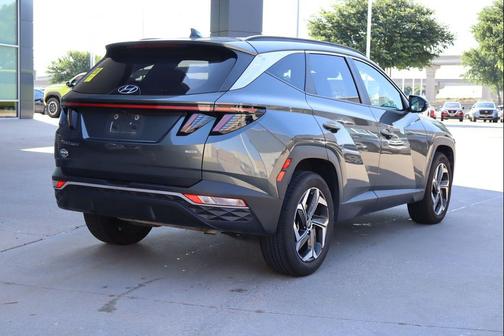 Amazon Gray 2022 Hyundai TUCSON SEL