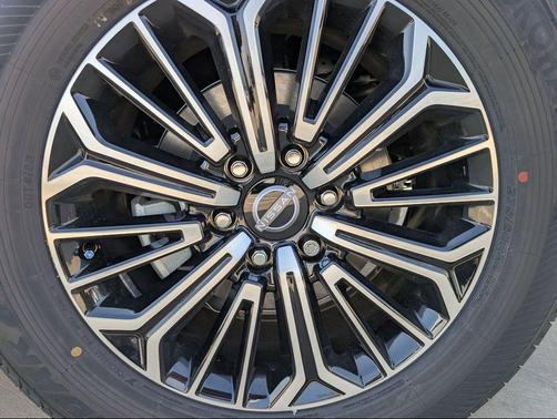 Aspen White Tricoat 2026 Nissan Armada Platinum