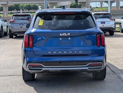 2022 Kia Sorento SX