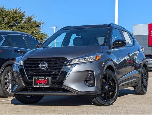2023 Nissan Kicks SR