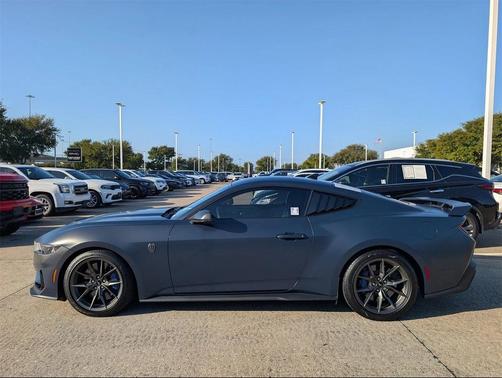 2025 Ford Mustang Dark Horse Fastback