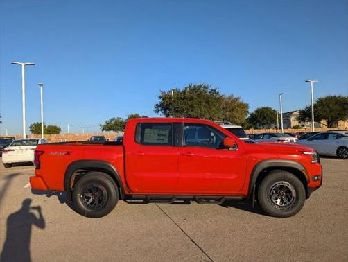 2025 Nissan Frontier PRO-X