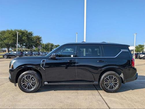 2025 Nissan Armada Platinum 2WD
