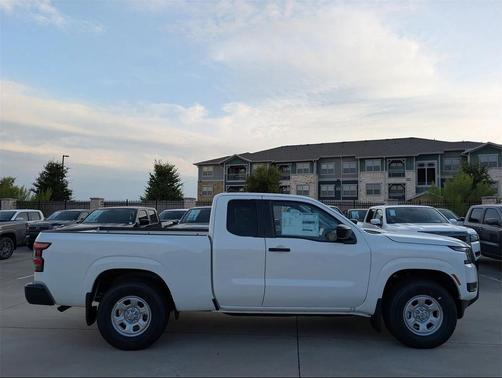 2025 Nissan Frontier S