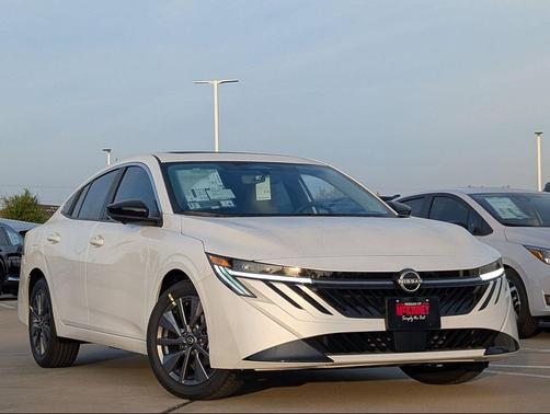 Aspen White Tricoat 2026 Nissan Sentra SL