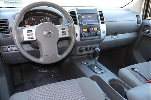 Magnetic Black Pearl 2020 Nissan Frontier SV