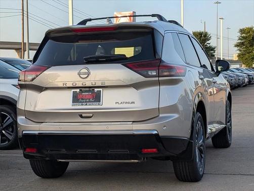 2025 Nissan Rogue Platinum