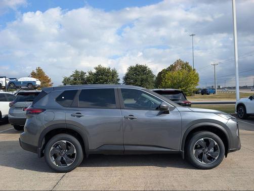 Gun Metallic 2026 Nissan Rogue SV