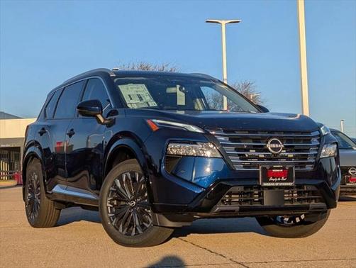 2025 Nissan Rogue Platinum