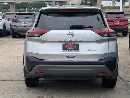 2021 Nissan Rogue SV
