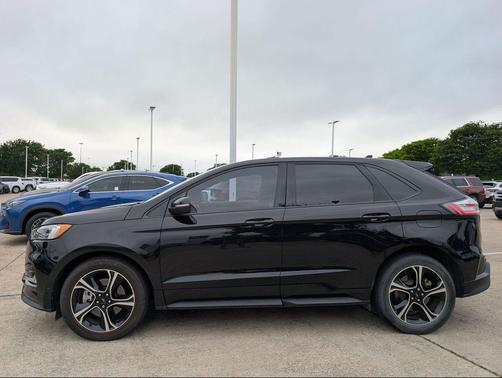 2019 Ford Edge ST