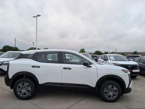 Fresh Powder 2026 Nissan Kicks S