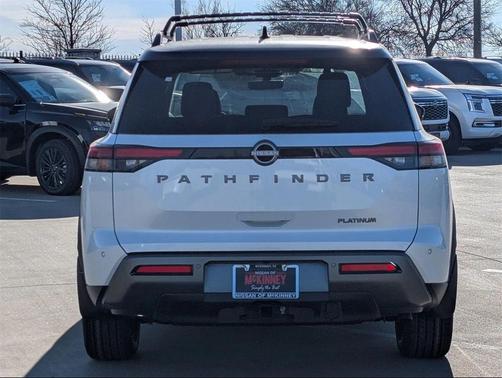 2026 Nissan Pathfinder Platinum