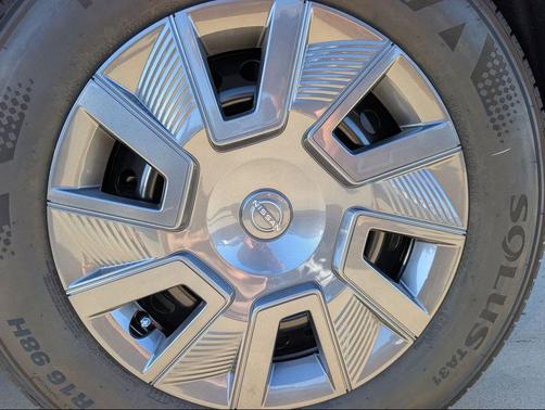 Gun Metallic 2026 Nissan Kicks S