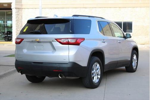 2021 Chevrolet Traverse LT Leather