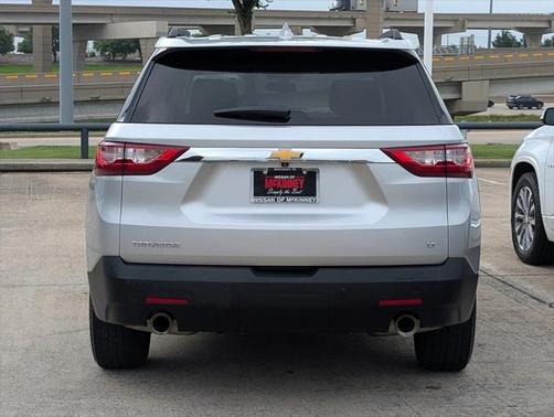 2021 Chevrolet Traverse LT Leather