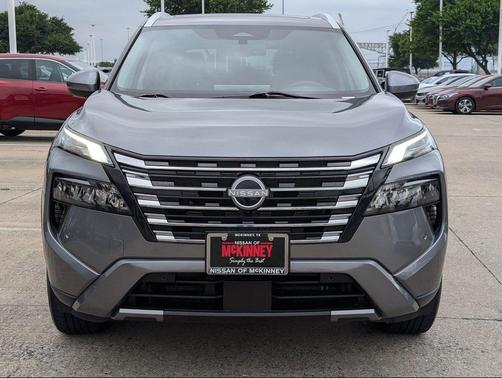 Gun Metallic 2024 Nissan Rogue SL