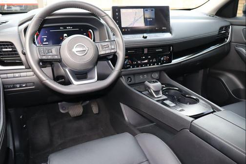 Gun Metallic 2024 Nissan Rogue SL