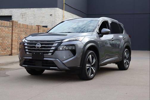 Gun Metallic 2024 Nissan Rogue SL