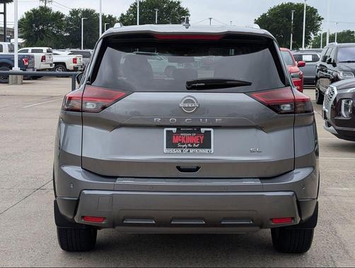 Gun Metallic 2024 Nissan Rogue SL