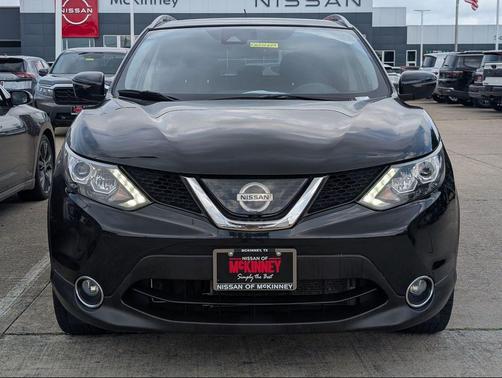 Magnetic Black Pearl 2019 Nissan Rogue Sport SL